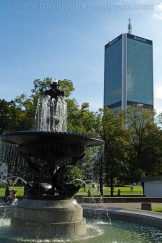 Warszawa - fontanna pod PKiN